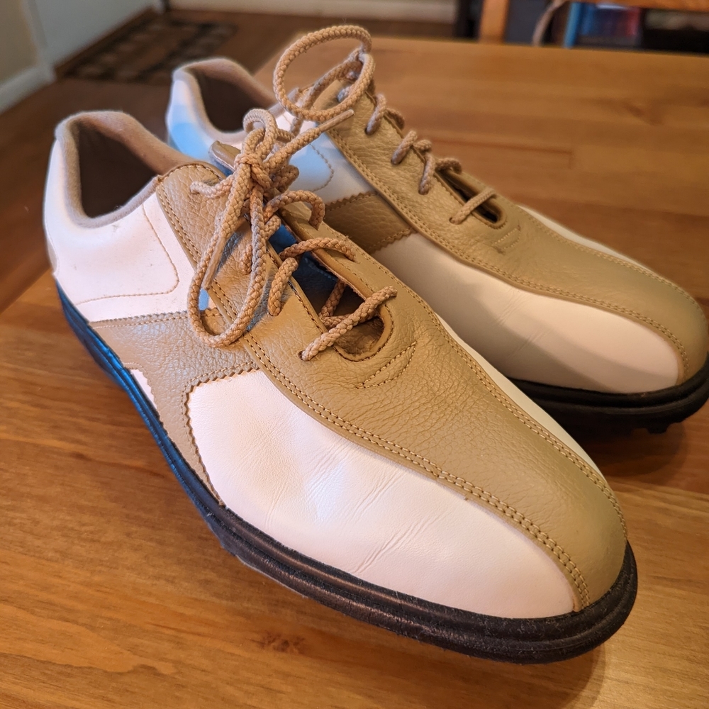 Women's Golf Shoes